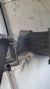 Removal of second section of bench seat central belt cover